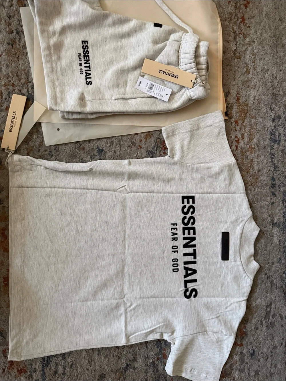 ESSENTIALS Fear of God Ligth Oat Tee & Shorts Set for KIDS Size 10